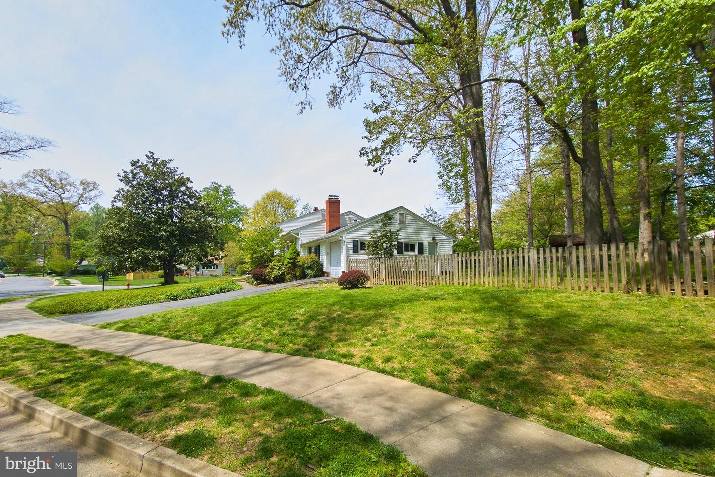 121 Harmony DRIVE SW