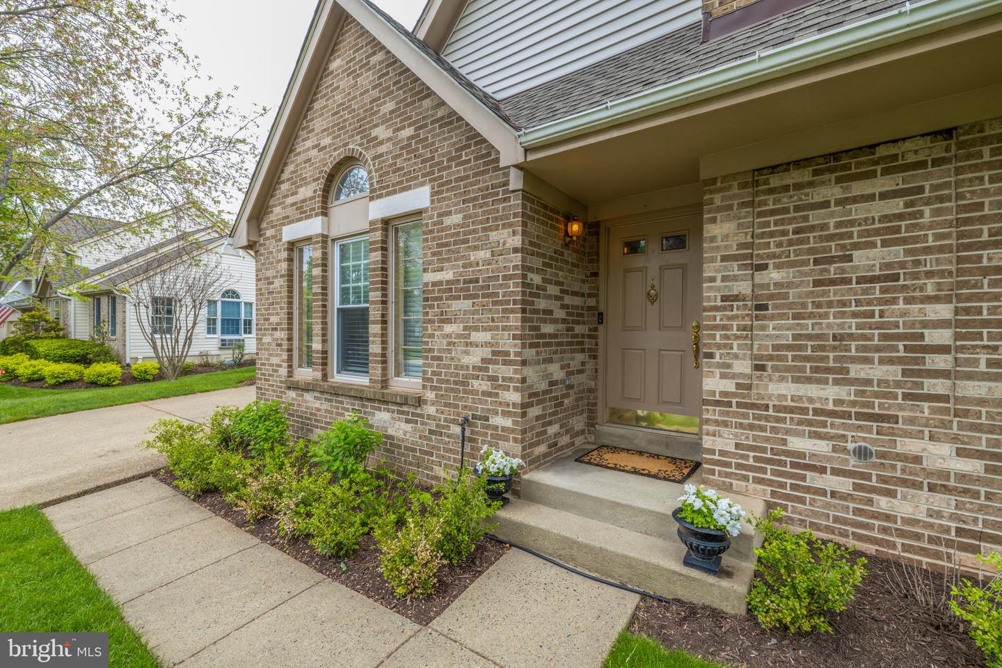 3208 Kinross CIRCLE