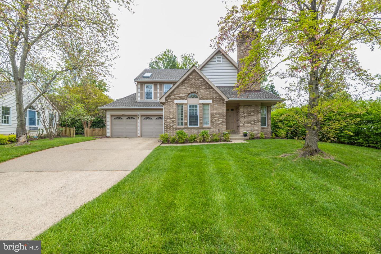 3208 Kinross CIRCLE