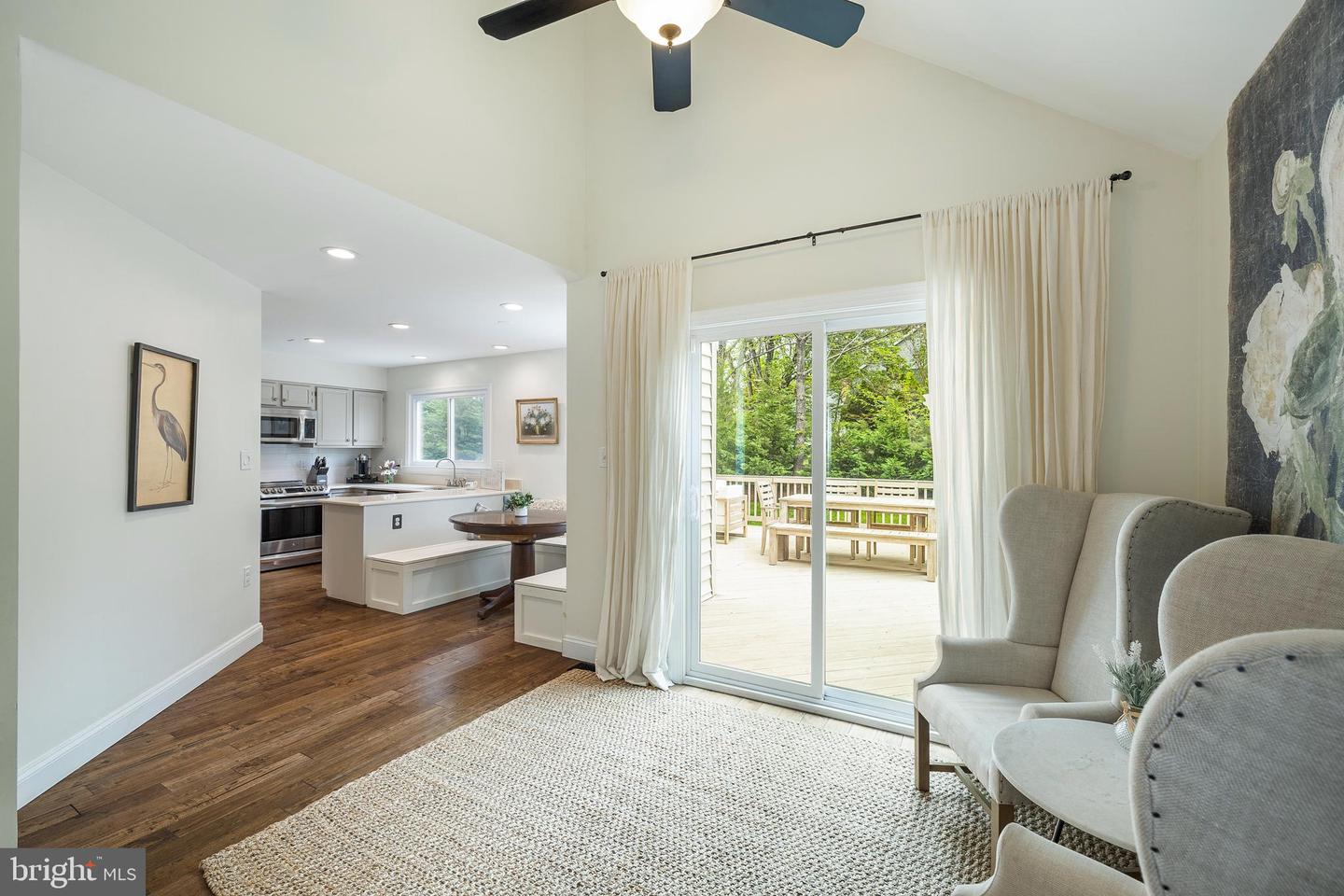 3208 Kinross CIRCLE