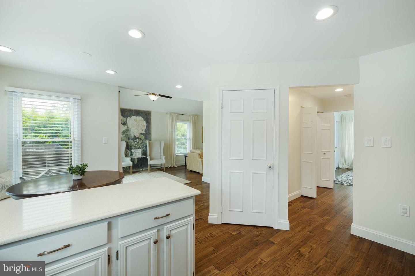 3208 Kinross CIRCLE
