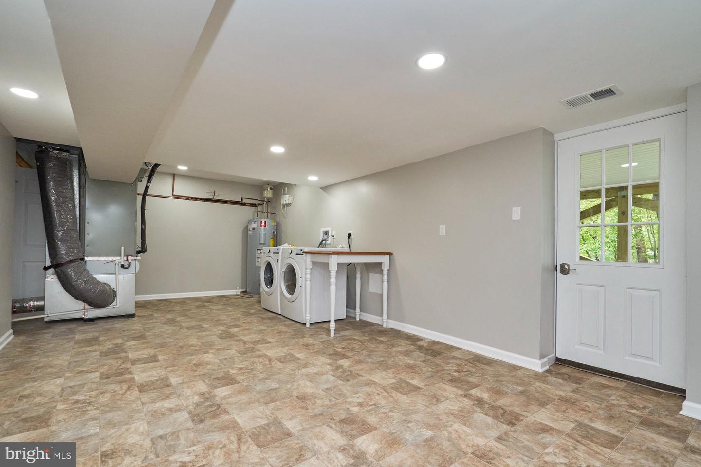 3124 Hannahs Pond LANE