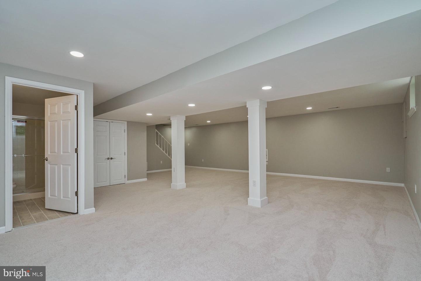 3124 Hannahs Pond LANE