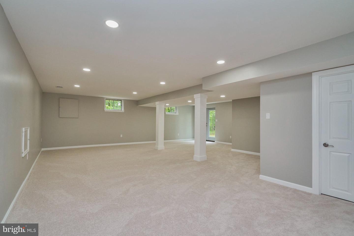 3124 Hannahs Pond LANE