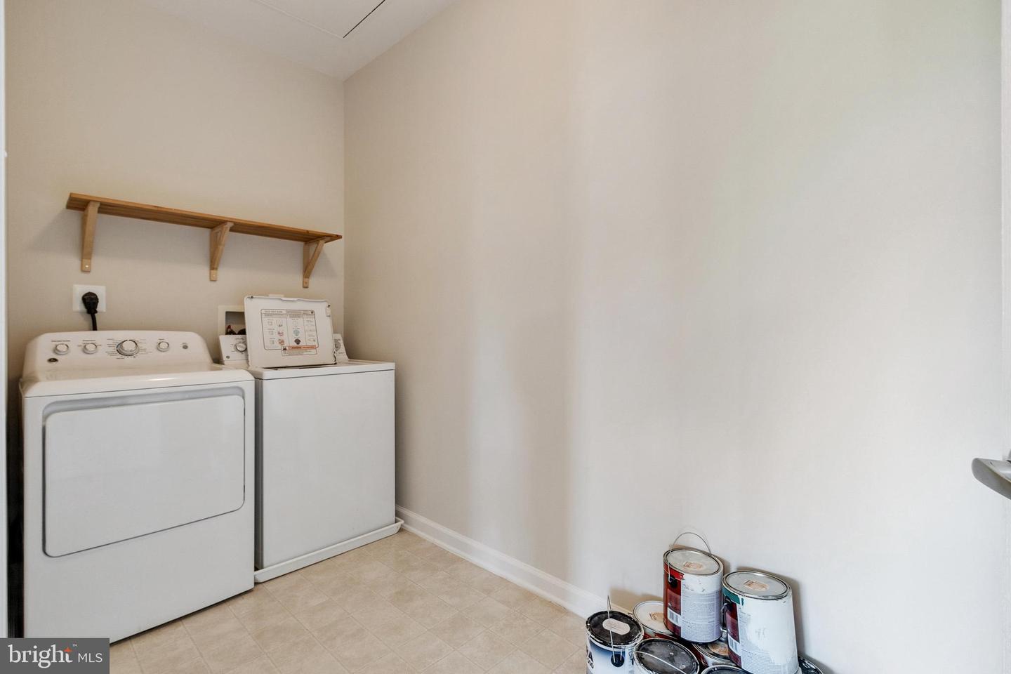9020 Lorton Station BOULEVARD Unit: 206