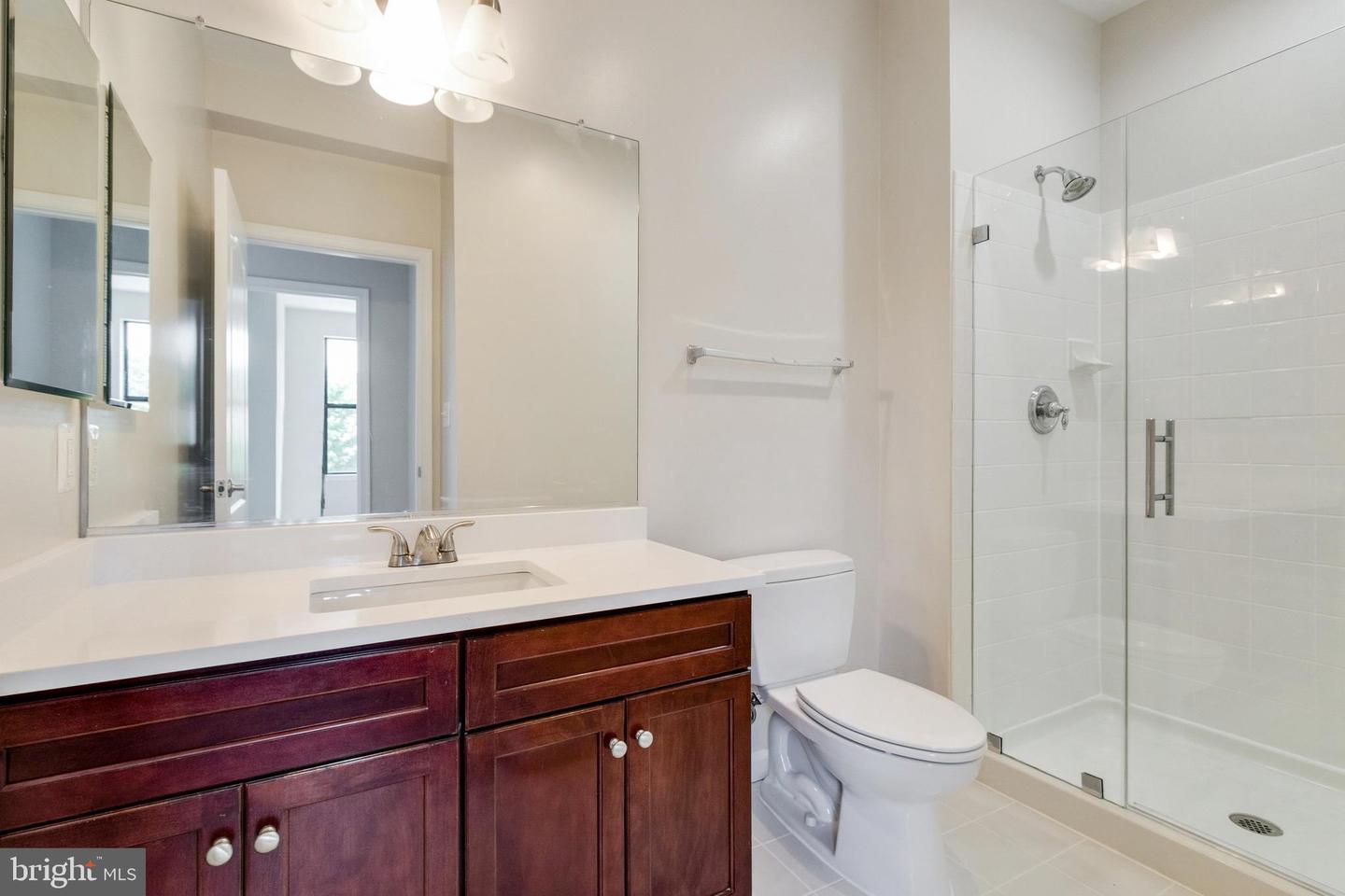 9020 Lorton Station BOULEVARD Unit: 206