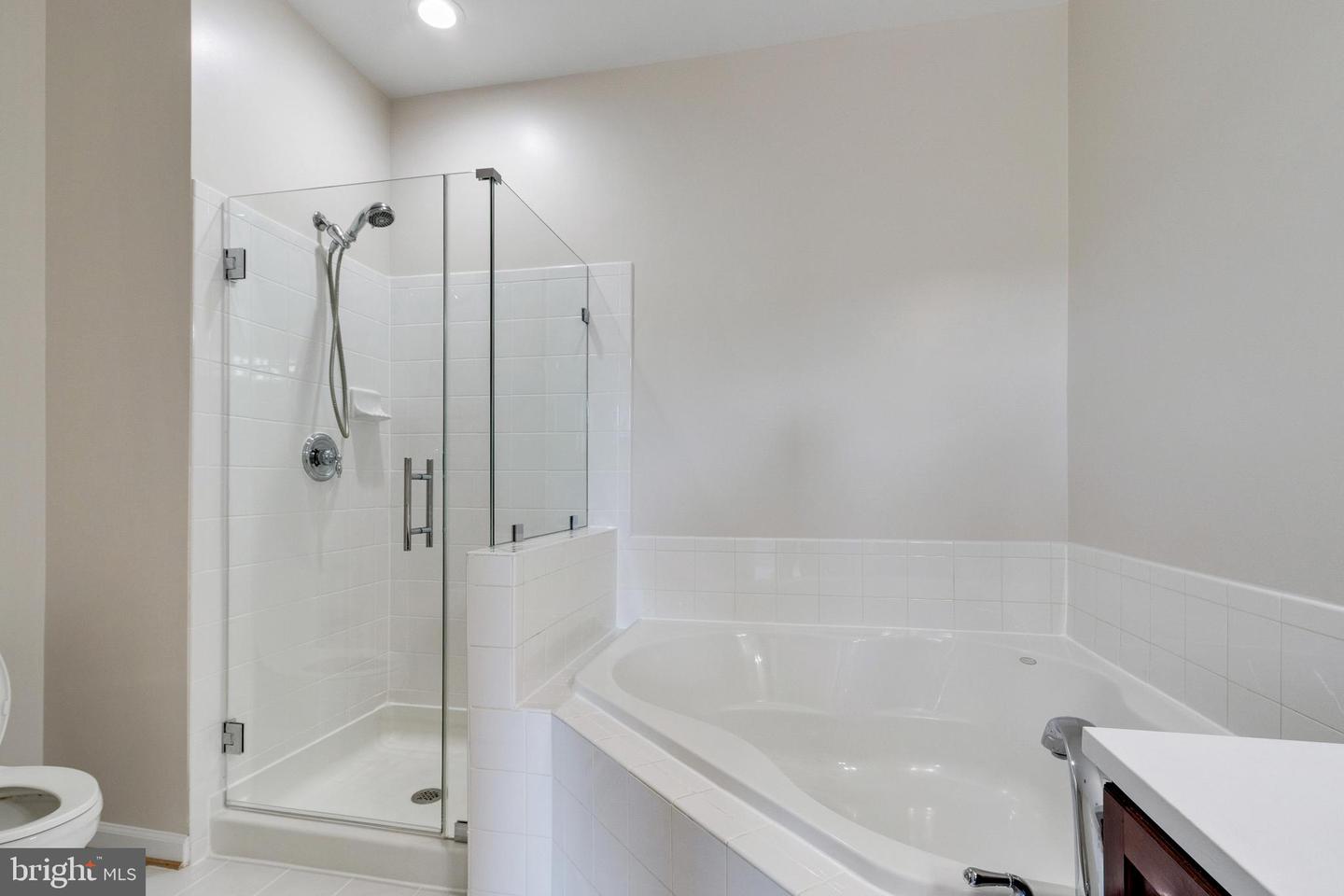 9020 Lorton Station BOULEVARD Unit: 206