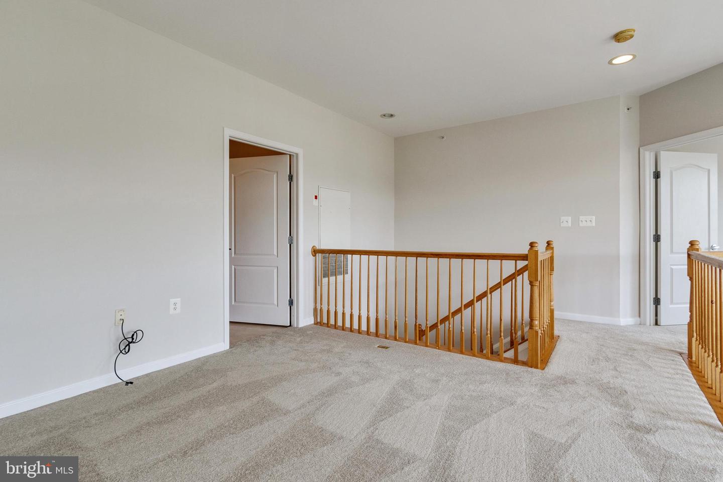 9020 Lorton Station BOULEVARD Unit: 206