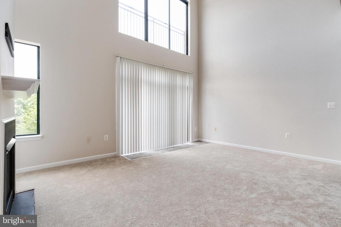 9020 Lorton Station BOULEVARD Unit: 206