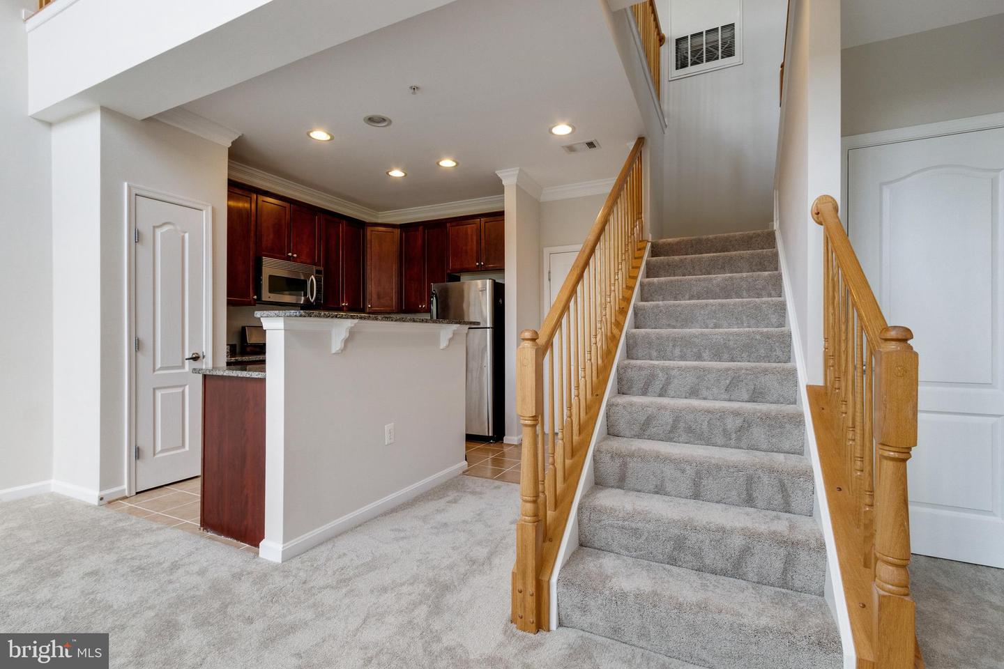 9020 Lorton Station BOULEVARD Unit: 206