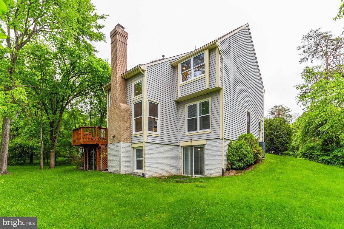6754 Bronze Post ROAD