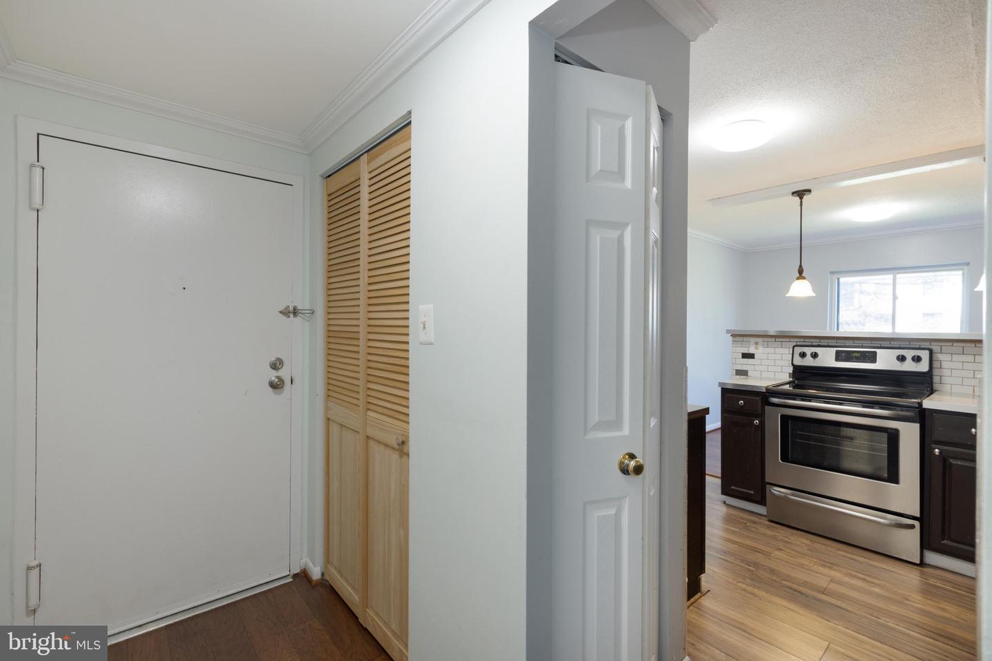 607 Center STREET Unit: T3