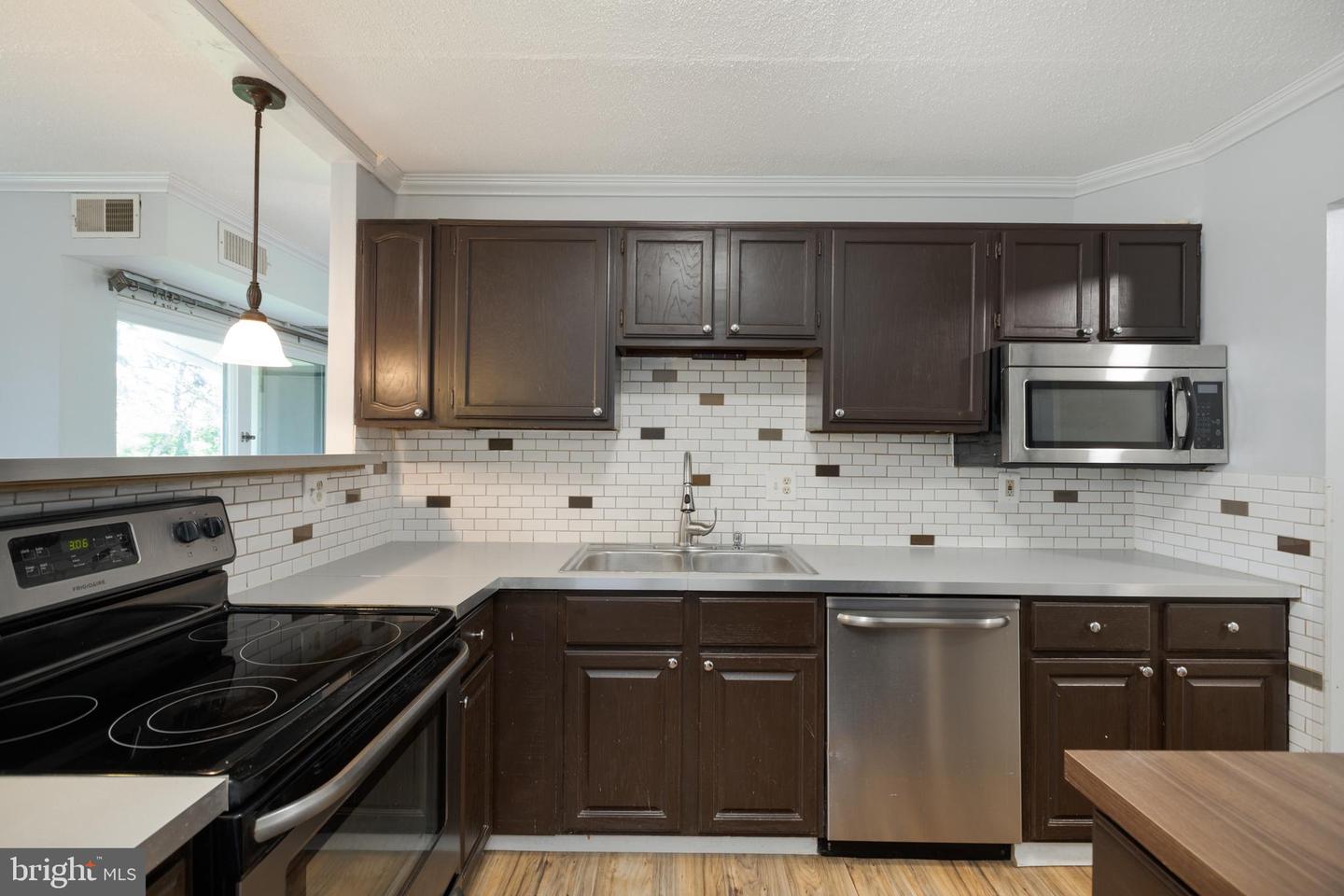 607 Center STREET Unit: T3