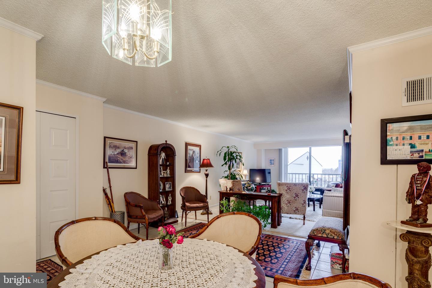 1800 Old Meadow ROAD Unit: 315
