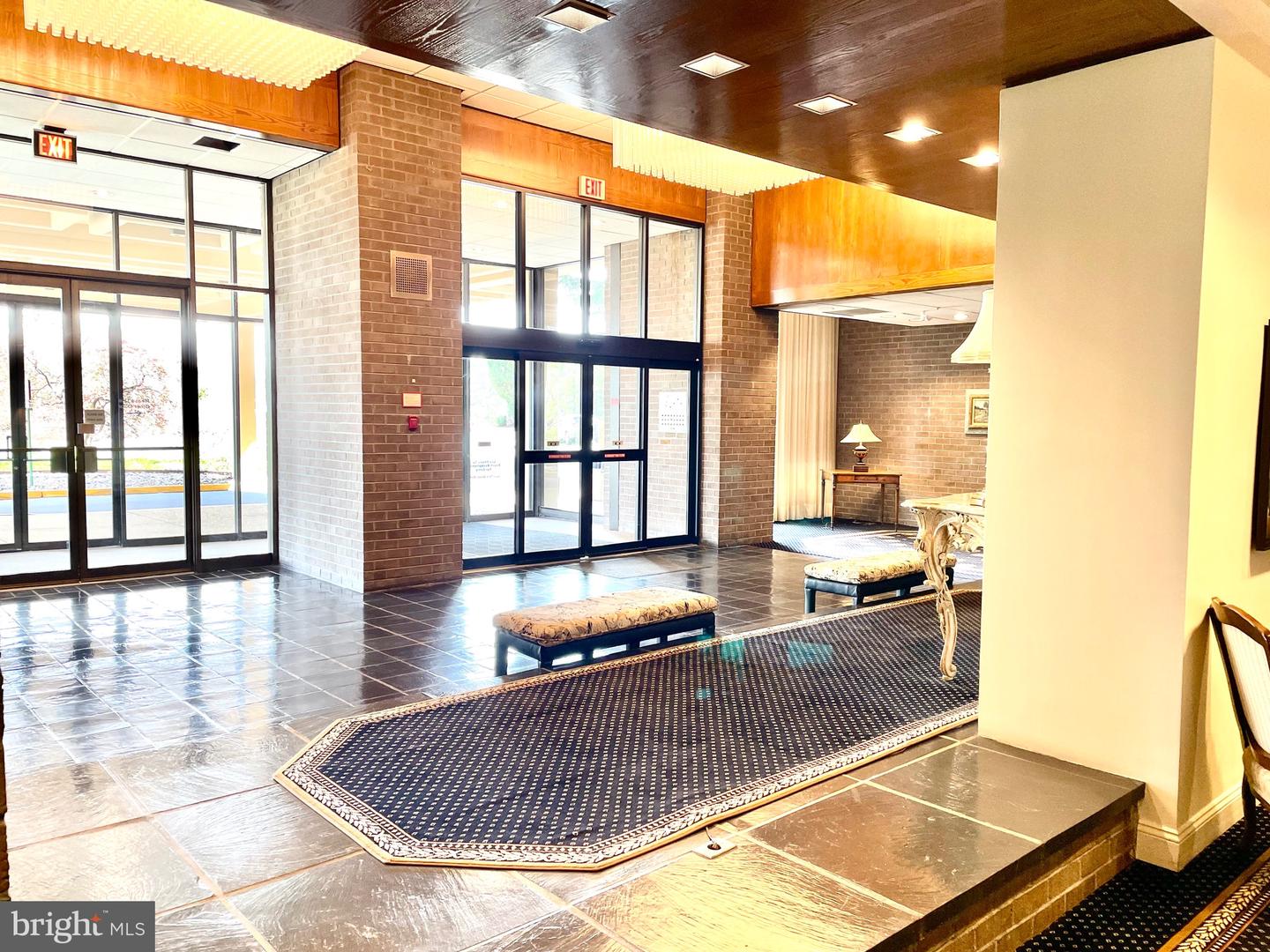 1800 Old Meadow ROAD Unit: 315