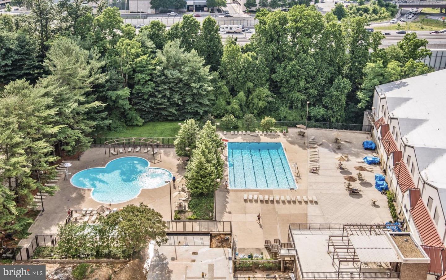 1800 Old Meadow ROAD Unit: 315