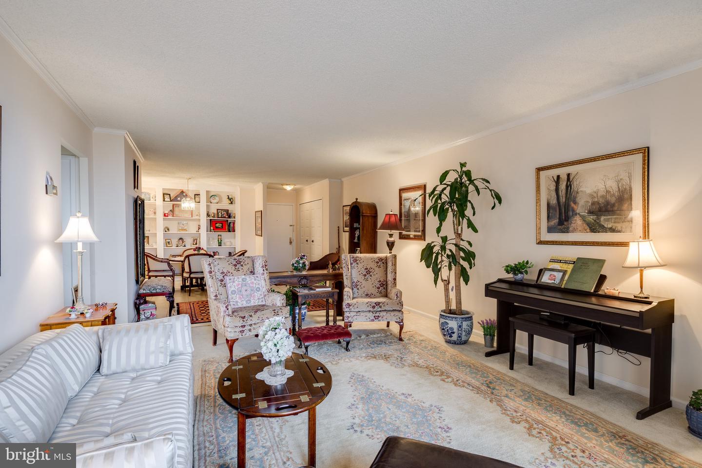 1800 Old Meadow ROAD Unit: 315