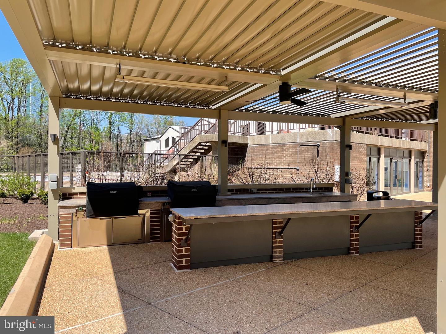 1800 Old Meadow ROAD Unit: 315