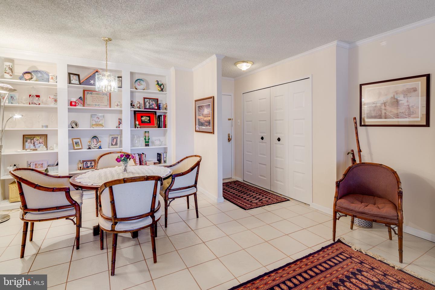 1800 Old Meadow ROAD Unit: 315