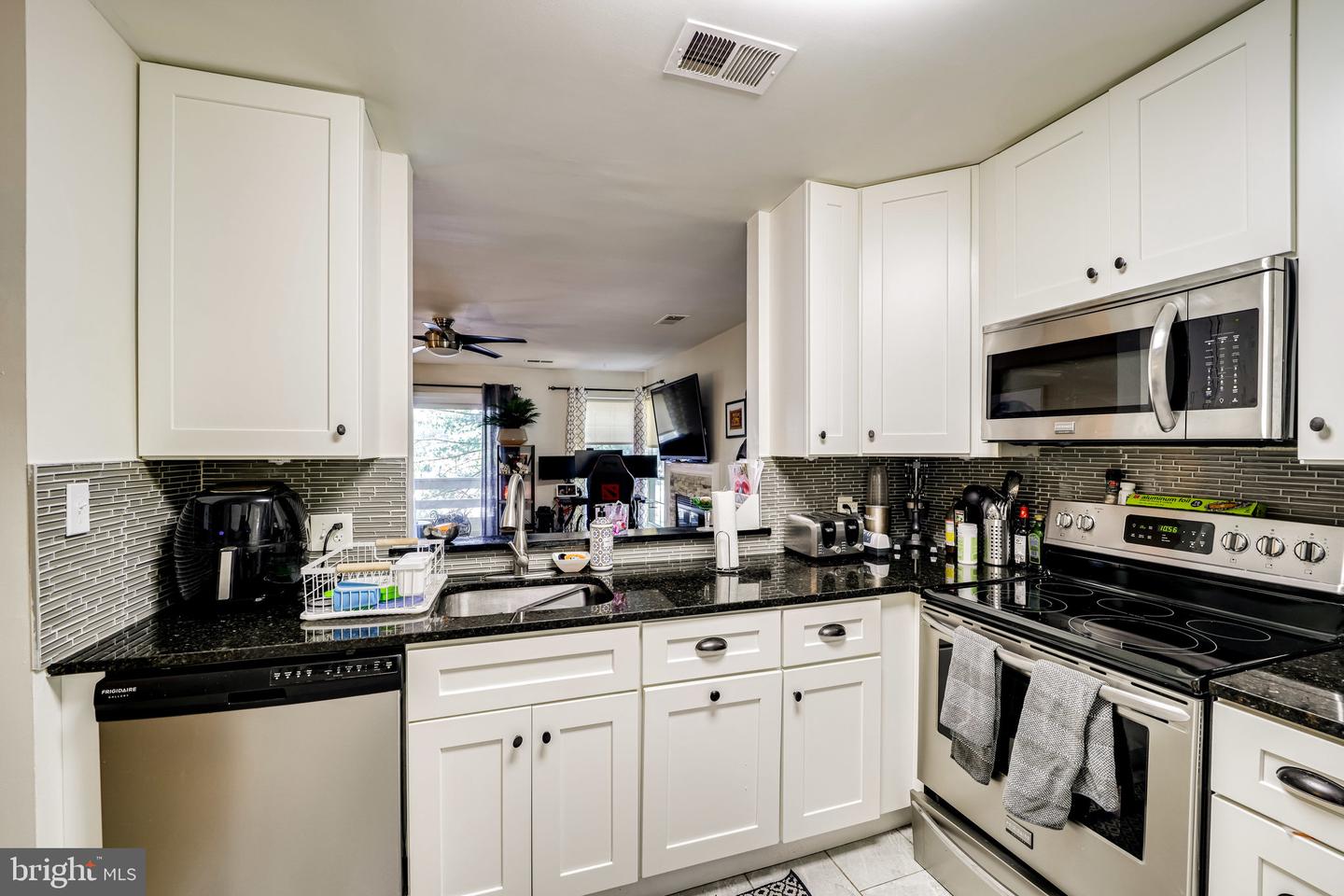 4555 Interlachen COURT Unit: I