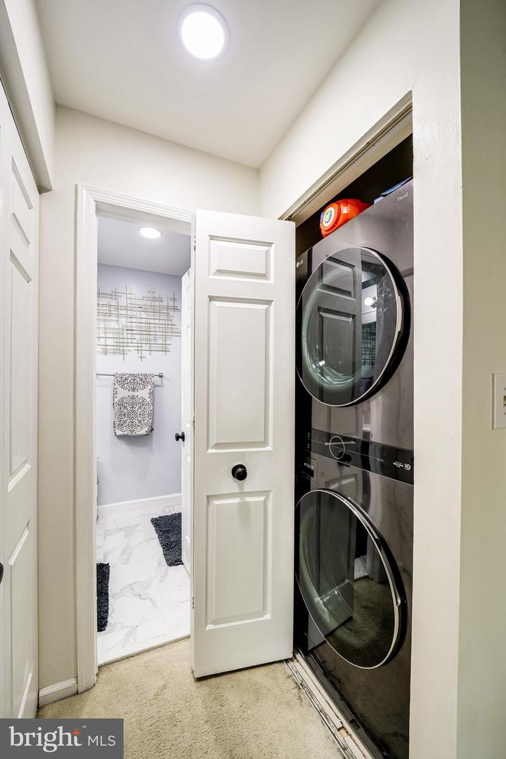 4555 Interlachen COURT Unit: I