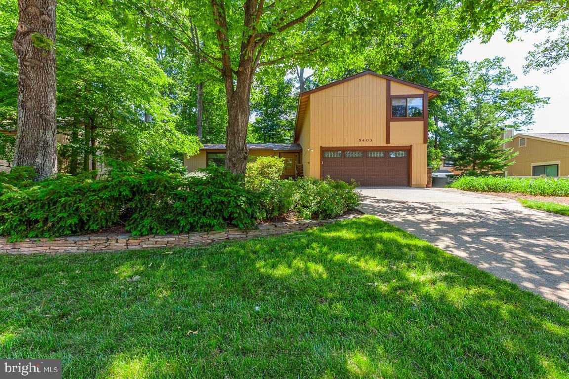 5403 Sideburn ROAD