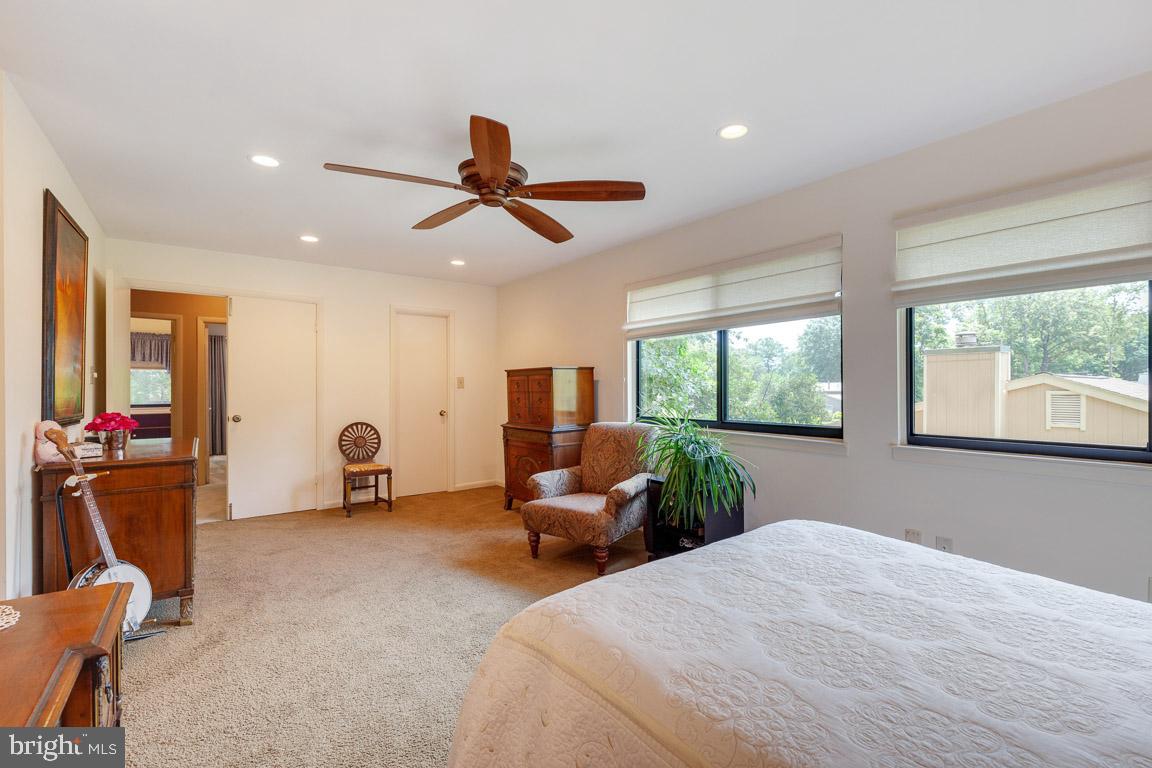 5403 Sideburn ROAD