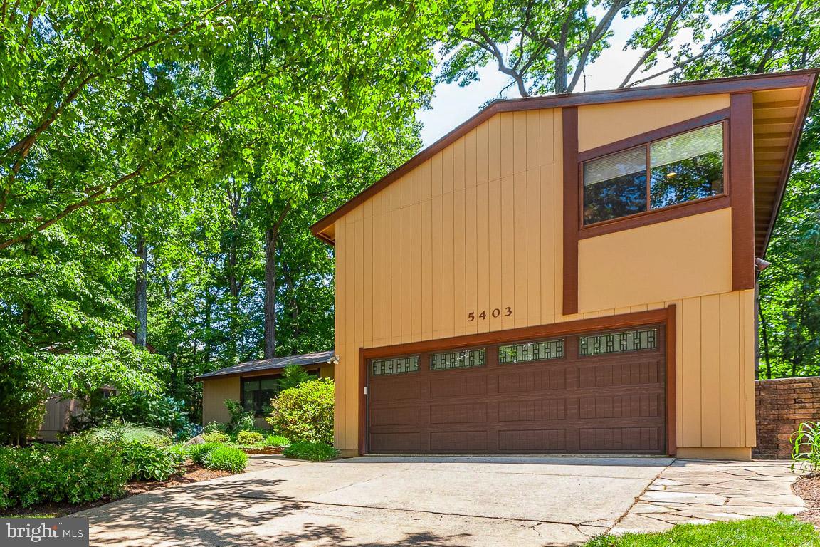 5403 Sideburn ROAD
