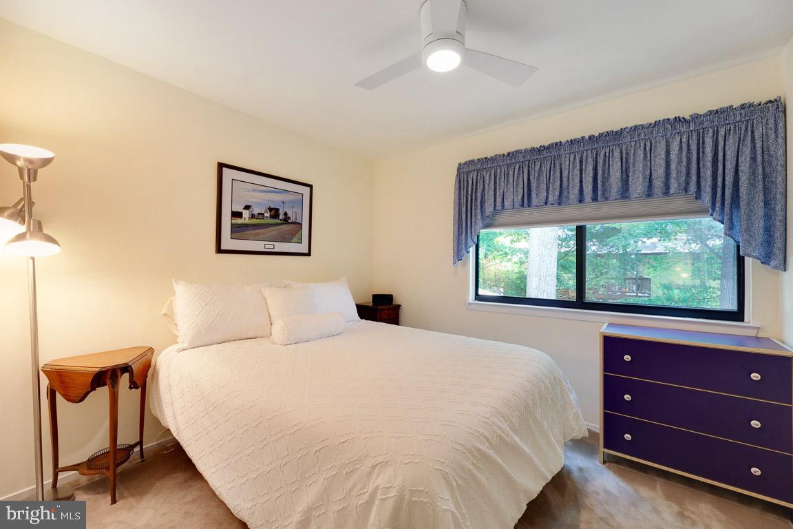 5403 Sideburn ROAD