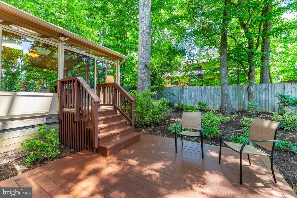 5403 Sideburn ROAD