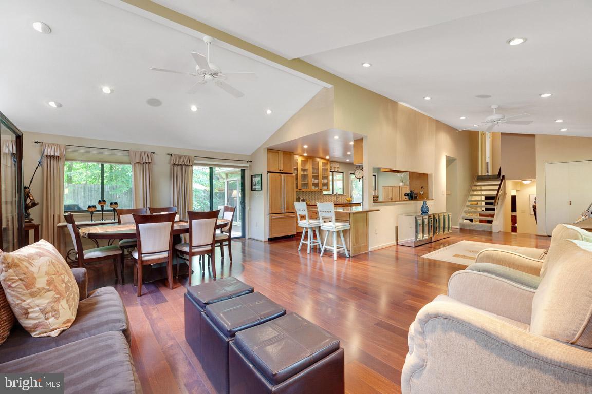 5403 Sideburn ROAD