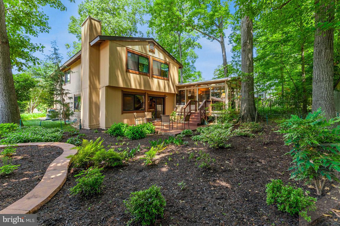 5403 Sideburn ROAD