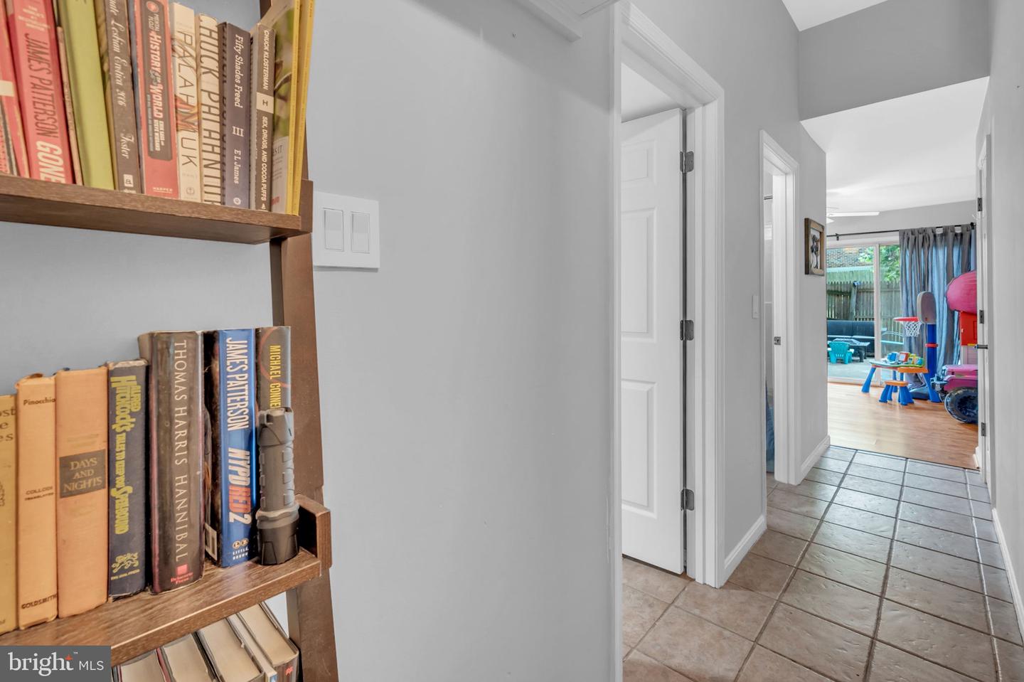 5825 Torington DRIVE Unit: 853