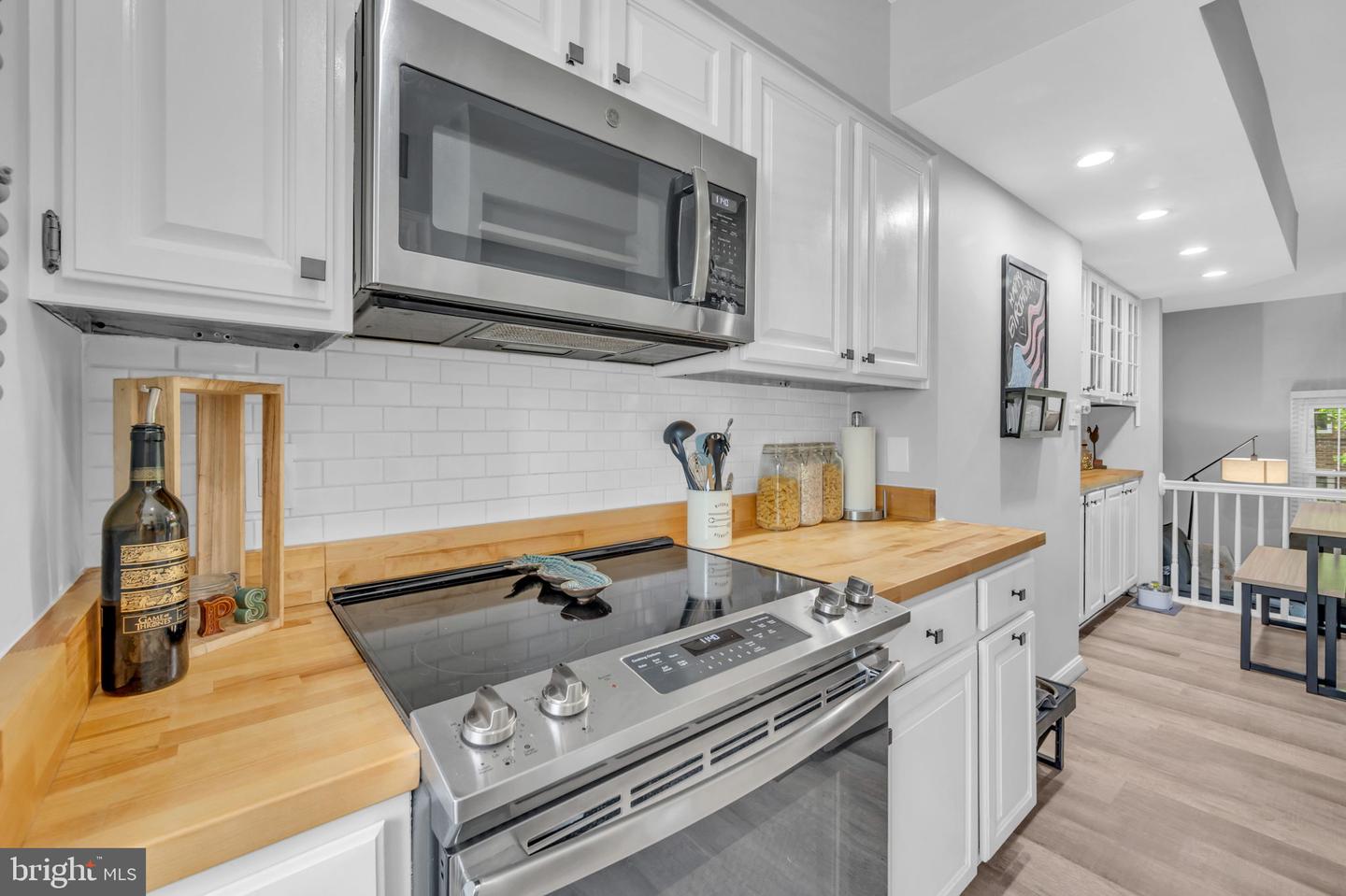 5825 Torington DRIVE Unit: 853