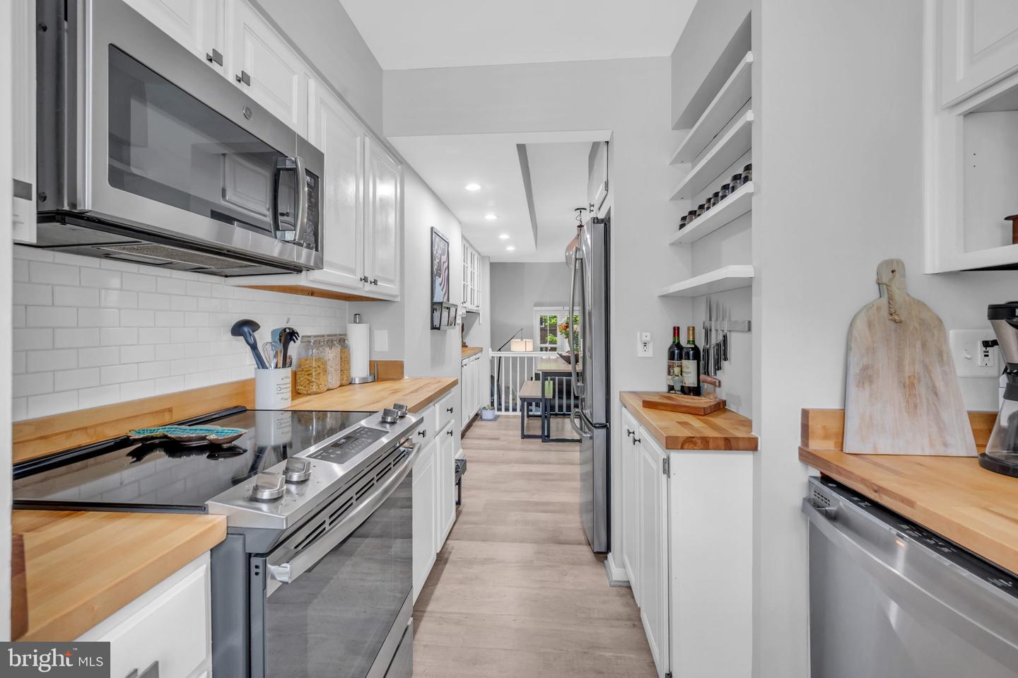 5825 Torington DRIVE Unit: 853