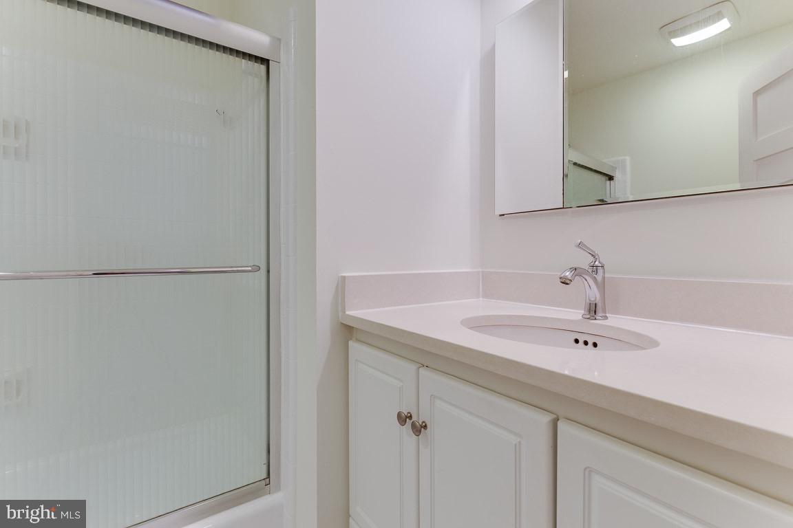 1731 Tamerisk COURT