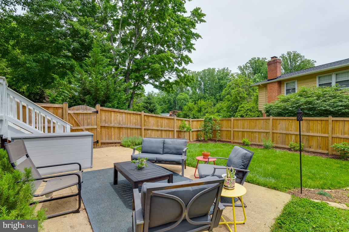 1731 Tamerisk COURT