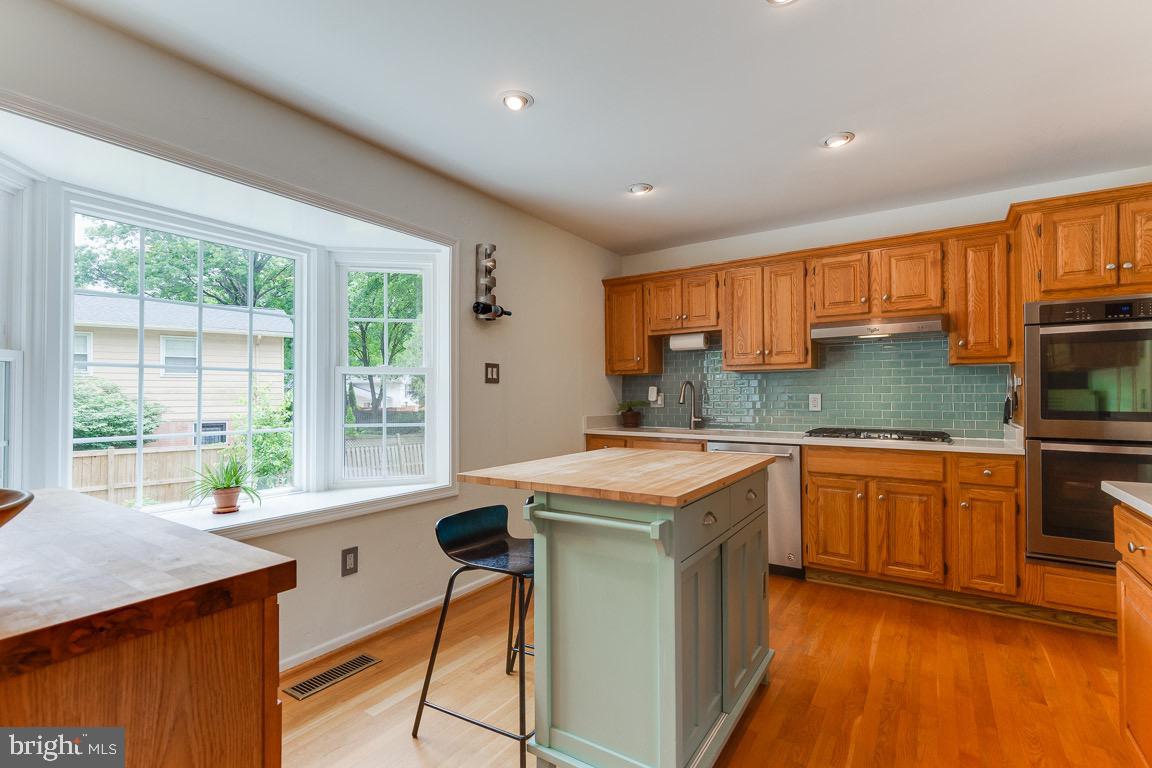 1731 Tamerisk COURT