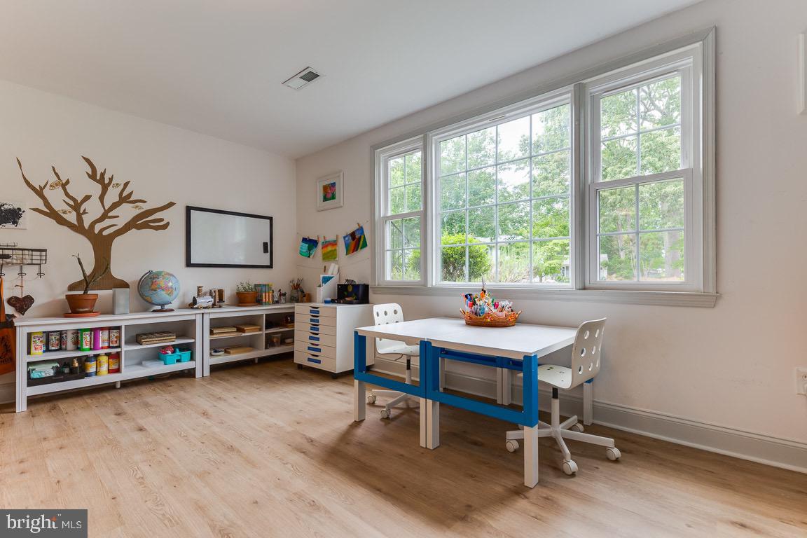 1731 Tamerisk COURT