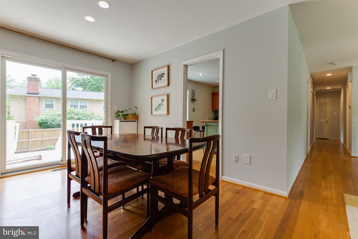 1731 Tamerisk COURT