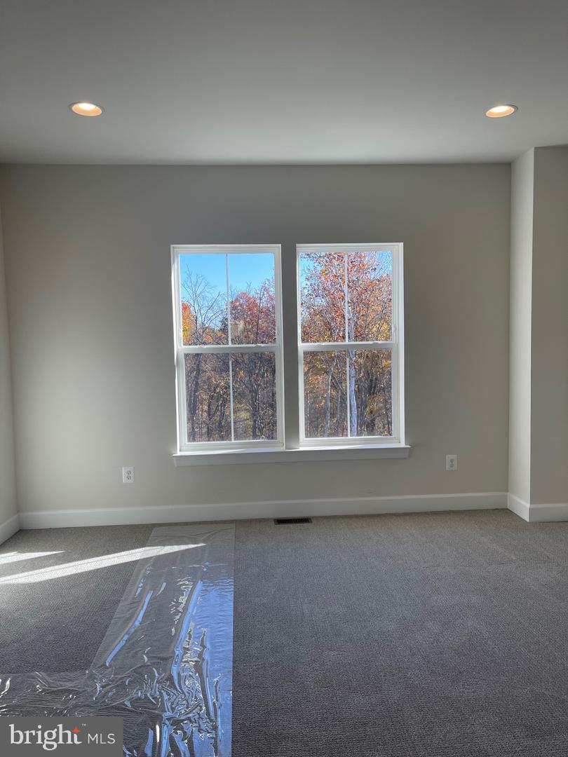 5215 Ridgeview Retreat DRIVE