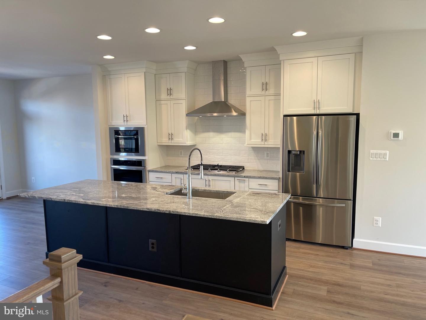 5215 Ridgeview Retreat DRIVE
