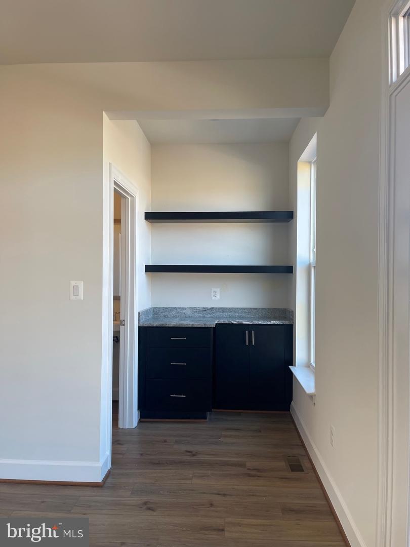 5215 Ridgeview Retreat DRIVE