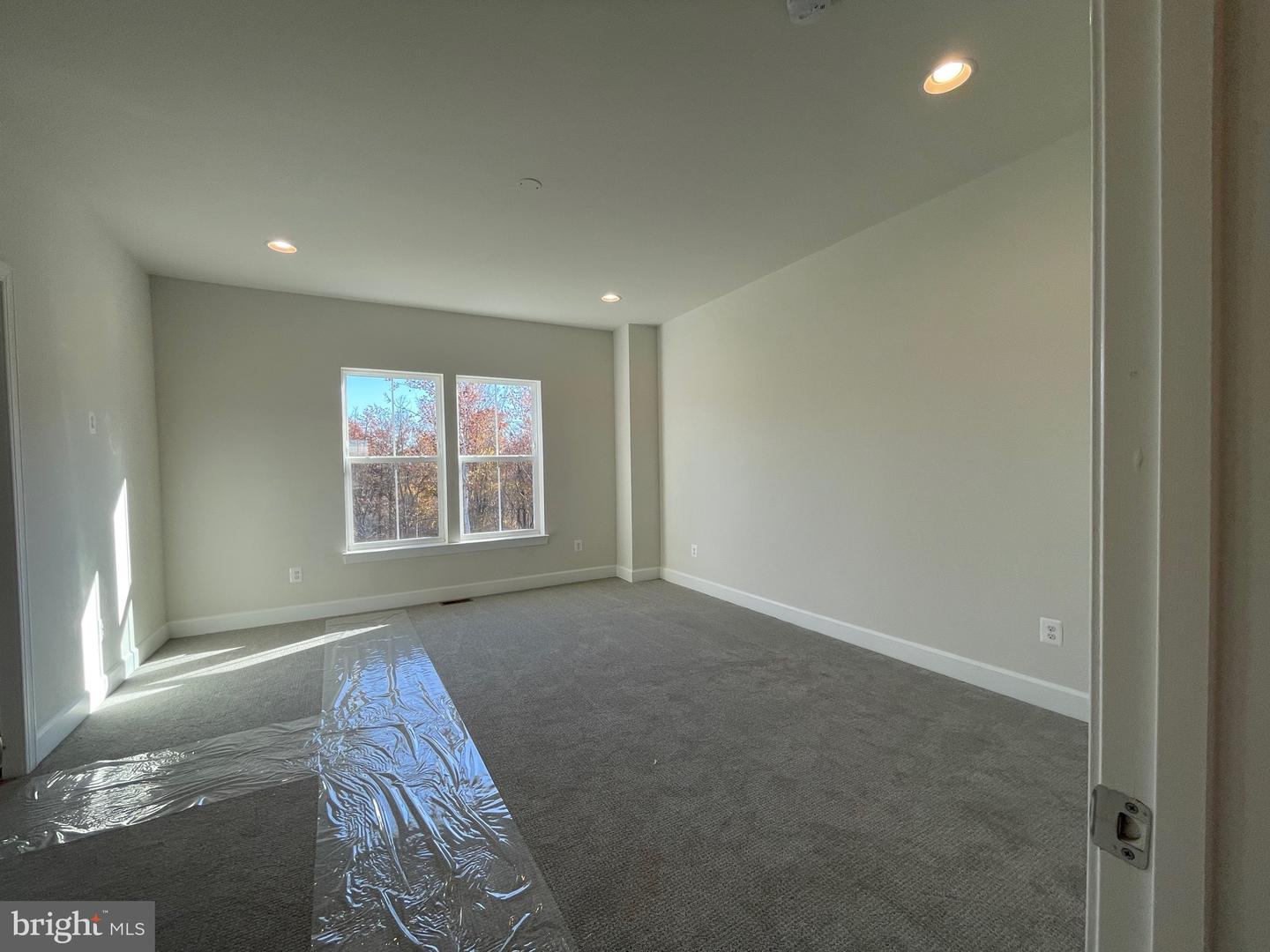 5215 Ridgeview Retreat DRIVE