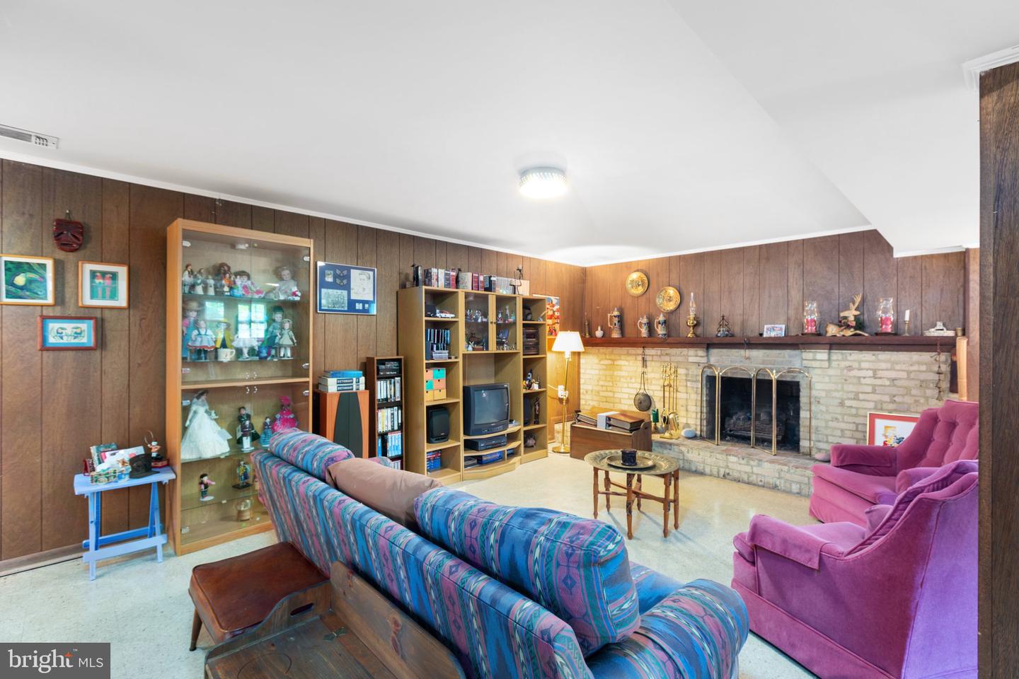 4402 Old Mill ROAD