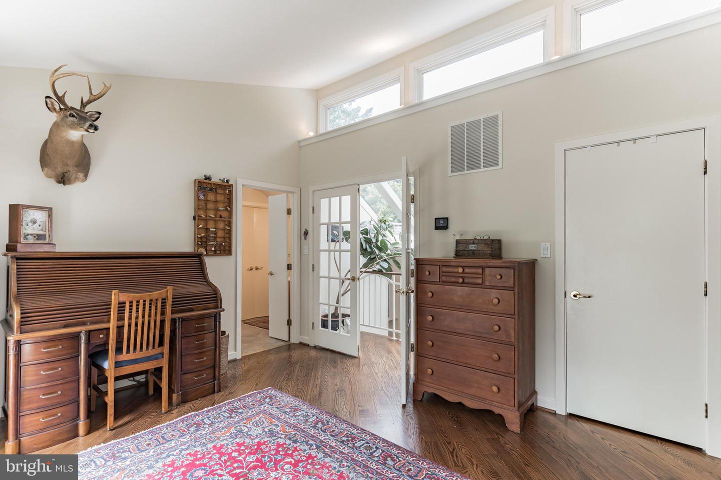 3133 Valley LANE