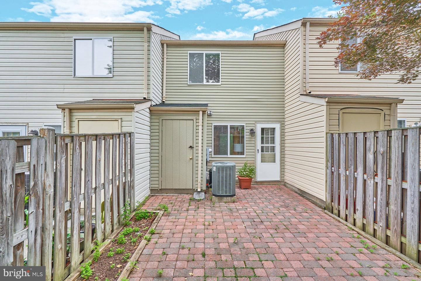 8483 Aurora COURT