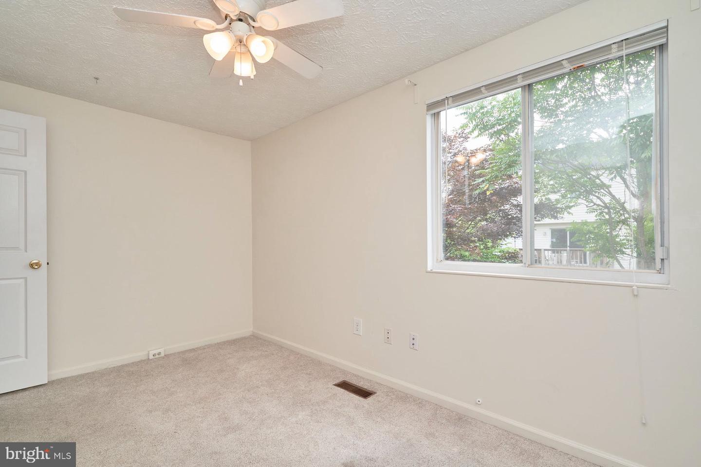8483 Aurora COURT