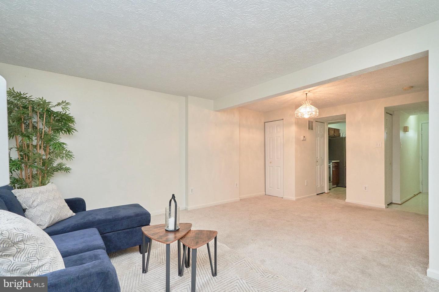 8483 Aurora COURT