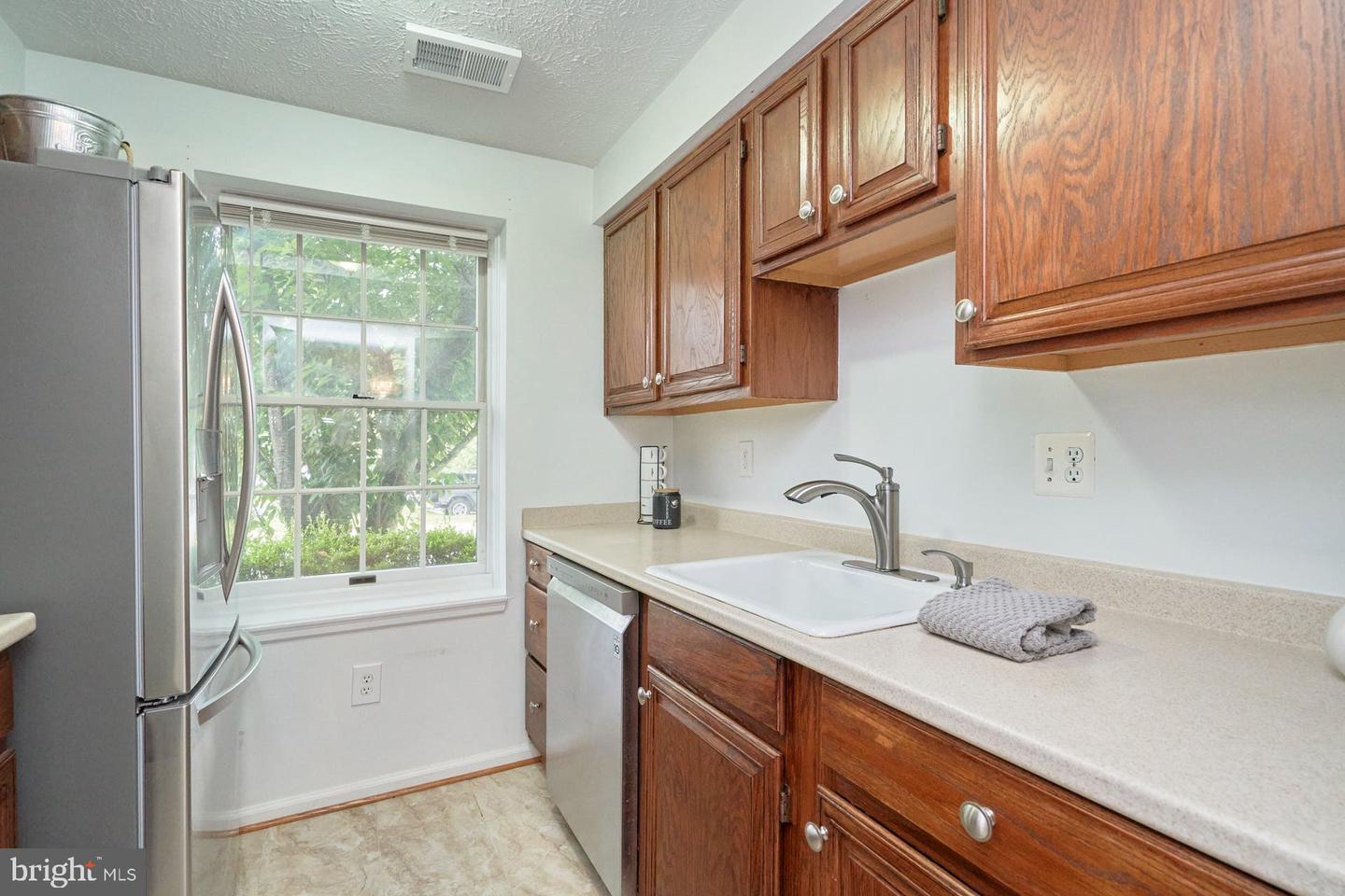 8483 Aurora COURT